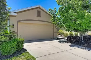 1027 Orca Ct, Holiday, FL 34691 - Photo 2