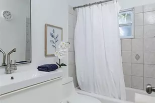 1435 77th Ave N, Saint Petersburg, FL 33702 - Photo 16