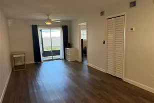 4508 S Oak Dr, Tampa, FL 33611 - Photo 12