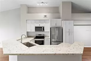 943 Normandy Trace Rd, Tampa, FL 33602 - Photo 8