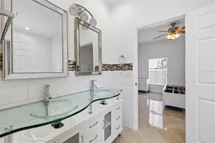 5550 64th Ave N, Pinellas Park, FL 33781 - Photo 28
