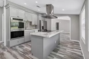 31326 Tyndall Rd, Wesley Chapel, FL 33545 - Photo 16