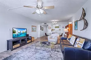 1230 Gulf Blvd, Clearwater Beach, FL 33767 - Photo 10