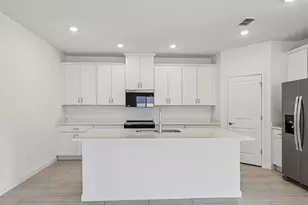 74 Ararat Dr, Palm Coast, FL 32137 - Photo 2