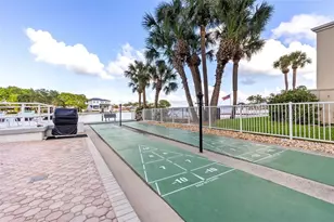 1365 Snell Isle Blvd NE, Saint Petersburg, FL 33704 - Photo 28