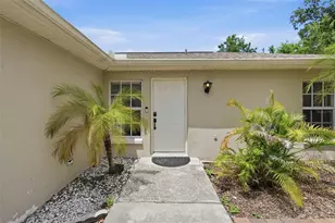 4907 Bradford Ln, Tampa, FL 33624 - Photo 2
