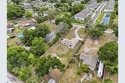 4907 Bradford Lane, Tampa, FL 33624 - Photo 38