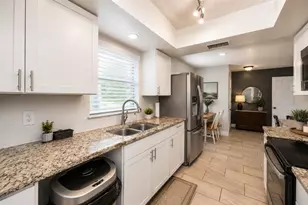 3011 Shadow Oaks Dr, Holiday, FL 34690 - Photo 4