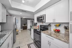 3011 Shadow Oaks Dr, Holiday, FL 34690 - Photo 4