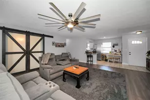 3011 Shadow Oaks Dr, Holiday, FL 34690 - Photo 8