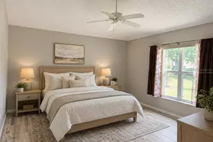 822 McCallister Ave, Sun City Center, FL 33573 - Photo 12