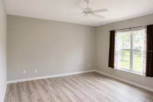 822 McCallister Ave, Sun City Center, FL 33573 - Photo 16