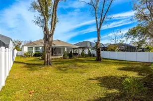 4914 Lakeshore Oaks Ct, Tampa, FL 33624 - Photo 40