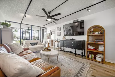 2424 W Tampa Bay Boulevard #M104, Tampa, FL 33607 - Photo 8