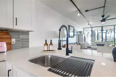 2424 W Tampa Bay Boulevard #M104, Tampa, FL 33607 - Photo 18