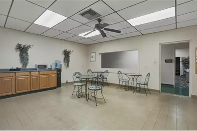 1610 N Myrtle Avenue, Clearwater, FL 33755 - Photo 10