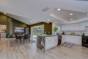 4315 Northpark Dr, Tampa, FL 33624 - Photo 10