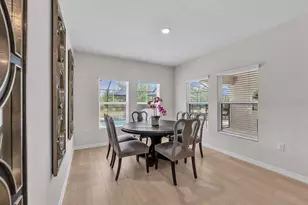 12952 Wellspring Dr, Lithia, FL 33547 - Photo 10