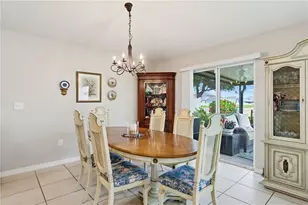 2202 4th St SW, Ruskin, FL 33570 - Photo 10