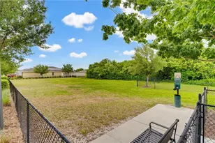 2202 4th St SW, Ruskin, FL 33570 - Photo 24