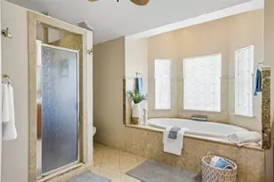 8315 Terracewood Cir, Tampa, FL 33615 - Photo 32