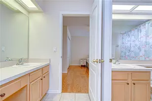 2833 Mossy Timber Trail, Valrico, FL 33596 - Photo 24