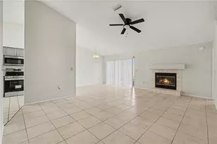 13618 Laraway Dr, Riverview, FL 33579 - Photo 6