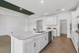 18238 Pearl Vw Pl, Lutz, FL 33548 - Photo 14