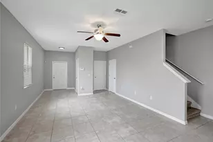 2227 Golden Falcon Dr, Ruskin, FL 33570 - Photo 8