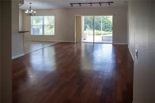 29841 Morningmist Dr, Wesley Chapel, FL 33543 - Photo 4
