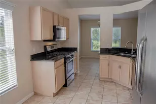 29841 Morningmist Dr, Wesley Chapel, FL 33543 - Photo 6