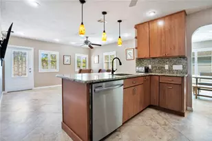 145 27th Ave N, Saint Petersburg, FL 33704 - Photo 16