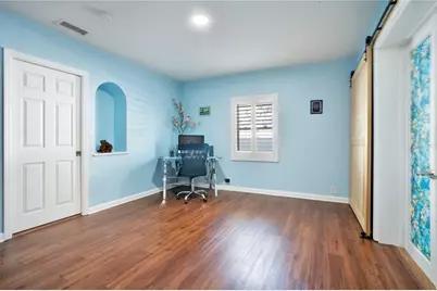 145 27th Avenue N, Saint Petersburg, FL 33704 - Photo 22