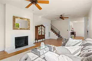 7810 Senrab Dr, Bradenton, FL 34209 - Photo 6