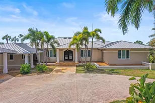 1721 Gulf Rd, Tarpon Springs, FL 34689 - Photo 4