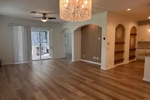 11107 Green Park Cir, Tampa, FL 33626 - Photo 8