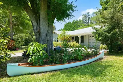 2221 Coronada Way S, Saint Petersburg, FL 33712 - Photo 42