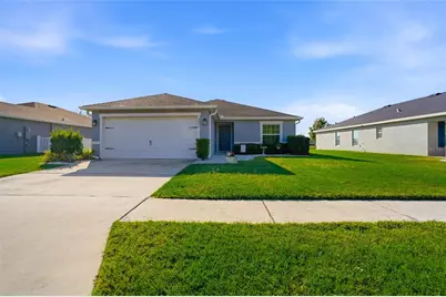 6872 Gideon Circle, Zephyrhills, FL 33541 - Photo 2