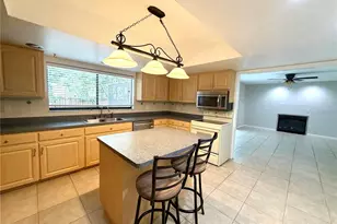 14904 Lake Forest Dr, Lutz, FL 33559 - Photo 8