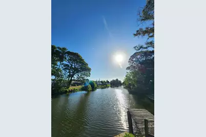 5973 McKee Lake Drive N, Saint Petersburg, FL 33709 - Photo 2