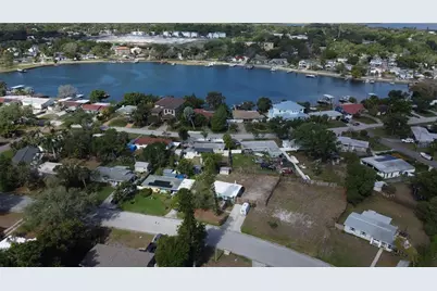 4101 Neptune Drive SE, Saint Petersburg, FL 33705 - Photo 8
