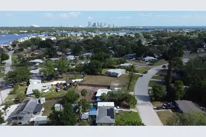 4101 Neptune Drive SE, Saint Petersburg, FL 33705 - Photo 16