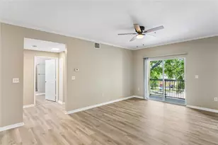 5618 Pinnacle Heights Cir, Tampa, FL 33624 - Photo 8