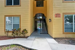 5618 Pinnacle Heights Cir, Tampa, FL 33624 - Photo 4