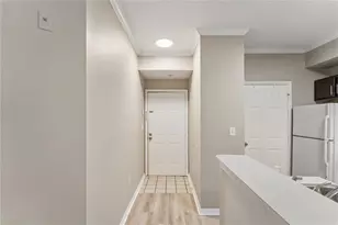 5618 Pinnacle Heights Cir, Tampa, FL 33624 - Photo 6