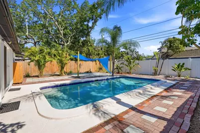 8020 24th Avenue N, Saint Petersburg, FL 33710 - Photo 20