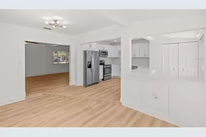 8020 24th Avenue N, Saint Petersburg, FL 33710 - Photo 14
