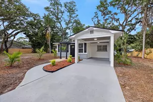 7806 E 114th Ave, Tampa, FL 33617 - Photo 4