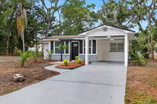7806 E 114th Ave, Tampa, FL 33617 - Photo 2