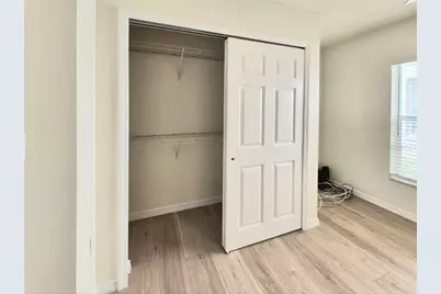 2214 Green Oaks Lane, Tampa, FL 33612 - Photo 32